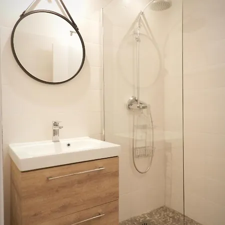 Saint Michel Oda ve Kahvaltı